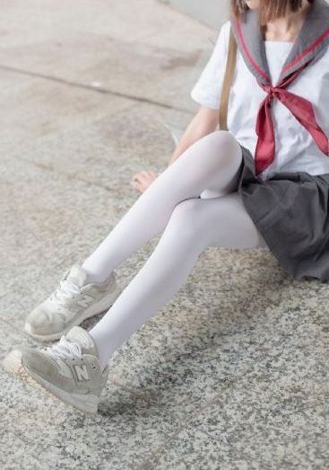 李采潭妈妈的职业