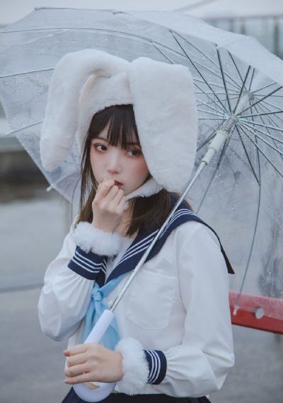 秋霞鲁丝