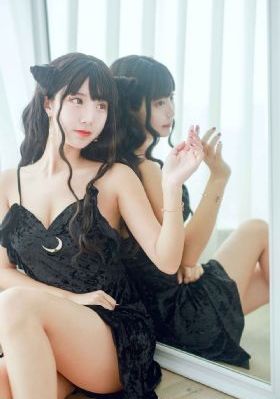 轻佻黑寡妇在线观看