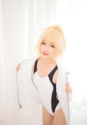 洛丽塔未删减版